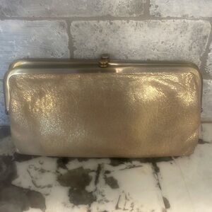 HOBO Lauren Wallet Gold Metallic